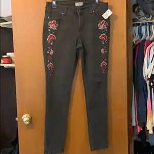 Size 8 patterned black skinny jeans